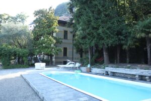 villa Cocco: piscina della villa